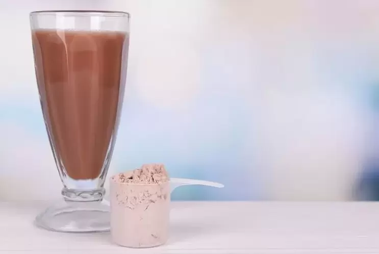 Protein cocktail for diet drinking